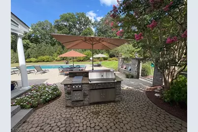 103 Emerald Valley Ln, Bernards Township, NJ 07920 - Photo 37