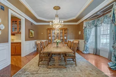 103 Emerald Valley Ln, Bernards Township, NJ 07920 - Photo 3