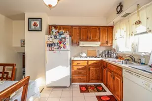 37 Patrick, Carteret, NJ 07008 - Photo 15