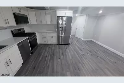 549 Palisade Ave, Jersey City, NJ 07307 - Photo 3