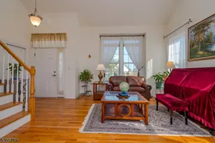 8 Comstock Ln, Montgomery Township, NJ 08558 - Photo 5