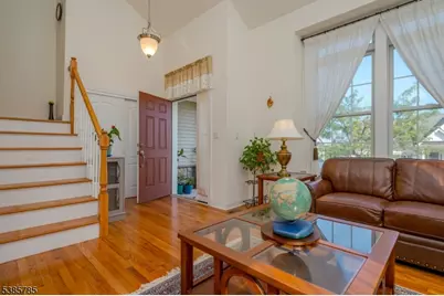 8 Comstock Ln, Montgomery Township, NJ 08558 - Photo 3