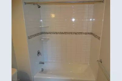 231 N 9th #A, Kenilworth, NJ 07033 - Photo 17