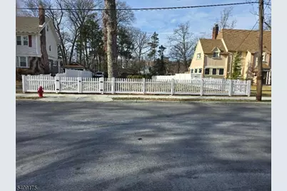 679 Haxtun Ave, Orange, NJ 07050 - Photo 1