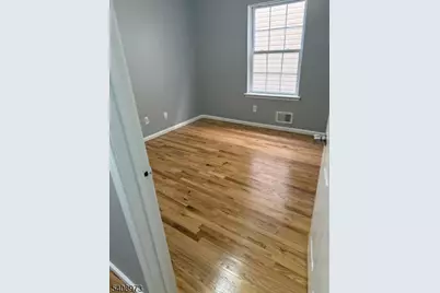 535 S 18th St, Newark, NJ 07103 - Photo 11