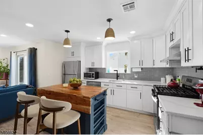 18 Mohawk Ave, Parsippany, NJ 07034 - Photo 9