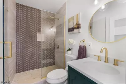 18 Mohawk Ave, Parsippany, NJ 07034 - Photo 21