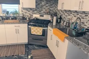 12 Colonial Dr, Bayonne, NJ 07002 - Photo 5