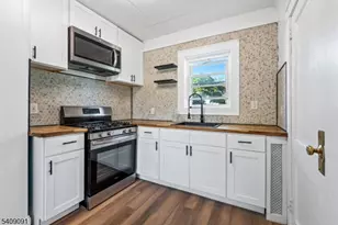 120B Little Pl, South Bound Brook Boro, NJ 08880 - Photo 5