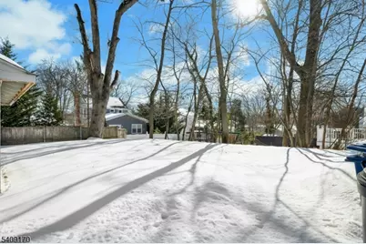 31 Mount Pleasant Pkwy, Livingston, NJ 07039 - Photo 13