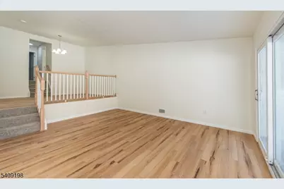 7 Summit Ct, Clinton Township, NJ 08801 - Photo 7