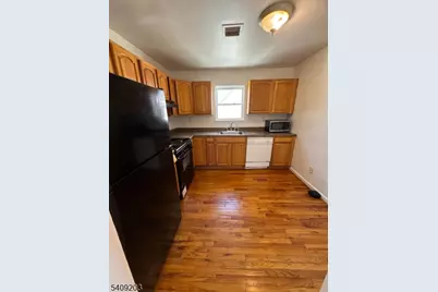 67 Rose Ter, Newark, NJ 07108 - Photo 3