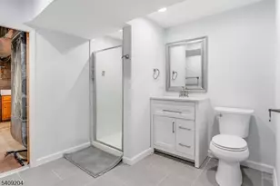 111 Patriots Rd, Parsippany, NJ 07950 - Photo 37