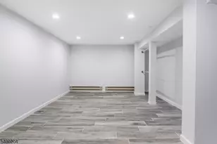 111 Patriots Rd, Parsippany, NJ 07950 - Photo 15