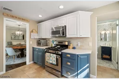 24 E Harrison Pl, Livingston, NJ 07039 - Photo 11