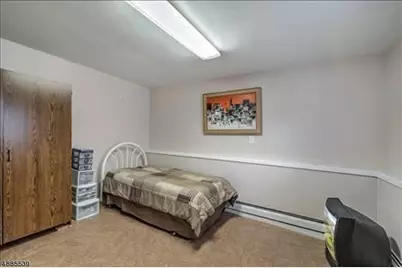 454 W 6th Ave, Roselle, NJ 07203 - Photo 19