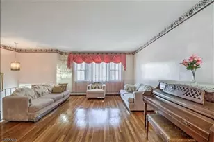 454 W 6th Ave, Roselle, NJ 07203 - Photo 5