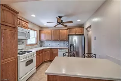 454 W 6th Ave, Roselle, NJ 07203 - Photo 11