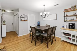 1625 King Ct, Green Brook Township, NJ 08812 - Photo 3