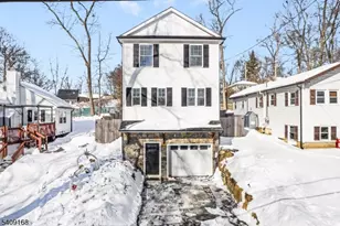 506 Brooklyn Mountain Rd, Hopatcong, NJ 07843 - Photo 3