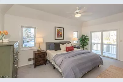 21 Fowler Dr, West Orange Township, NJ 07052 - Photo 11