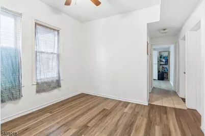 371 Badger Ave, Newark, NJ 07112 - Photo 5