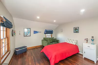 125 Mount Pleasant Ave, East Hanover Township, NJ 07936 - Photo 17