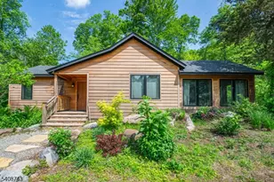 62 Mt Pleasant Rd, Knowlton Township, NJ 07832 - Photo 3