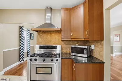 15 Peru Rd, Clifton, NJ 07012 - Photo 11