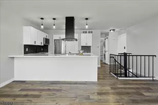 2 Davos Dr, Vernon, NJ 07462 - Photo 7