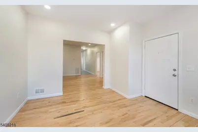 1022 E 22nd St, Paterson, NJ 07513 - Photo 5