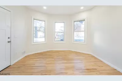 1022 E 22nd St, Paterson, NJ 07513 - Photo 3