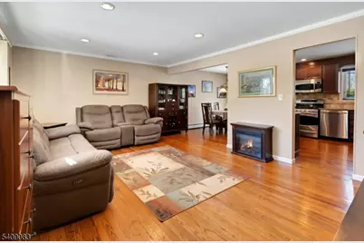 23 Locust Dr, Hanover Township, NJ 07950 - Photo 13