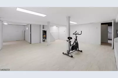 241 Hillside Rd, Elizabeth, NJ 07208 - Photo 21