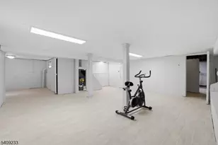 241 Hillside Rd, Elizabeth, NJ 07208 - Photo 21