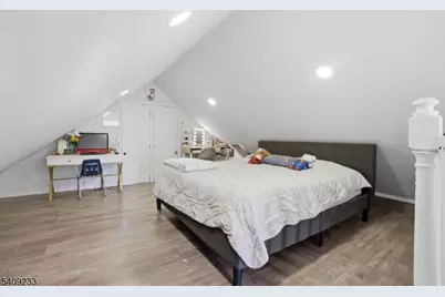 241 Hillside Rd, Elizabeth, NJ 07208 - Photo 19