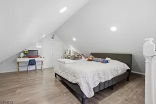 241 Hillside Rd, Elizabeth, NJ 07208 - Photo 19