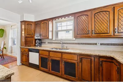 53 Forest Hill Rd, West Orange Township, NJ 07052 - Photo 17