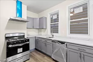 61 Columbia Ave, Newark, NJ 07106 - Photo 3