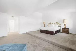 175 Castle Ridge Dr, East Hanover Township, NJ 07936 - Photo 29