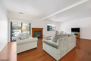 175 Castle Ridge Dr, East Hanover Township, NJ 07936 - Photo 13