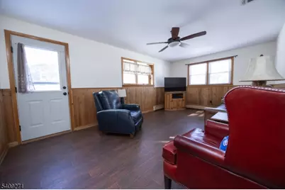 26 Aspen Ln, West Milford Twp., NJ 07480 - Photo 9