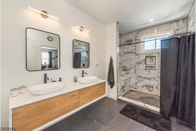 102 Miller St, Hackettstown, NJ 07840 - Photo 11