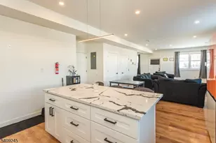 102 Miller St, Hackettstown, NJ 07840 - Photo 3