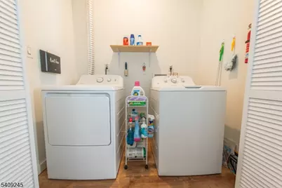 102 Miller St, Hackettstown, NJ 07840 - Photo 15