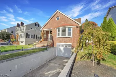 180 Highfield Ln, Nutley Twp., NJ 07110 - Photo 3