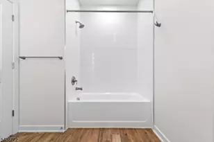 321 E 3rd St, Plainfield, NJ 07060 - Photo 23