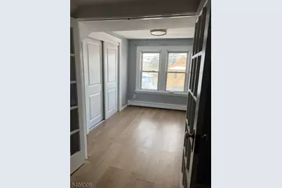 571 Avenue A, Bayonne, NJ 07002 - Photo 3