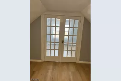 571 Avenue A, Bayonne, NJ 07002 - Photo 9