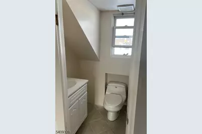 571 Avenue A, Bayonne, NJ 07002 - Photo 1